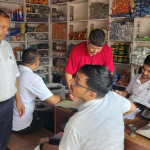 उदयपुरमा प्रशासनको छापामा व्यापारीको गोदामबाट बरामद गरिएको अनुदानको मल