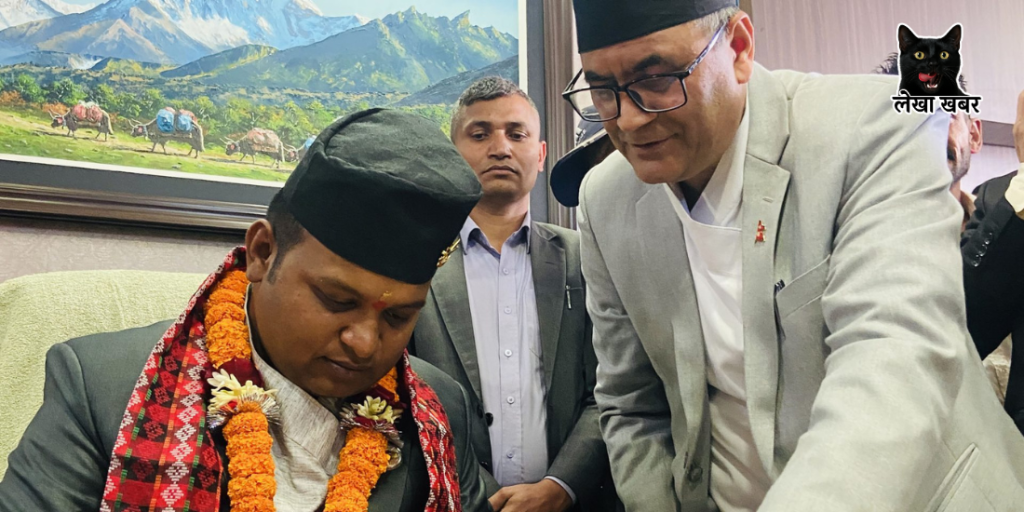 श्रममन्त्री दिपककुमार साह पदमुक्त